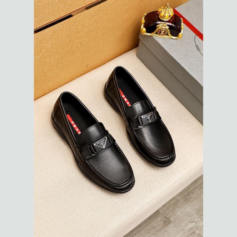 Pra*a leather shoes